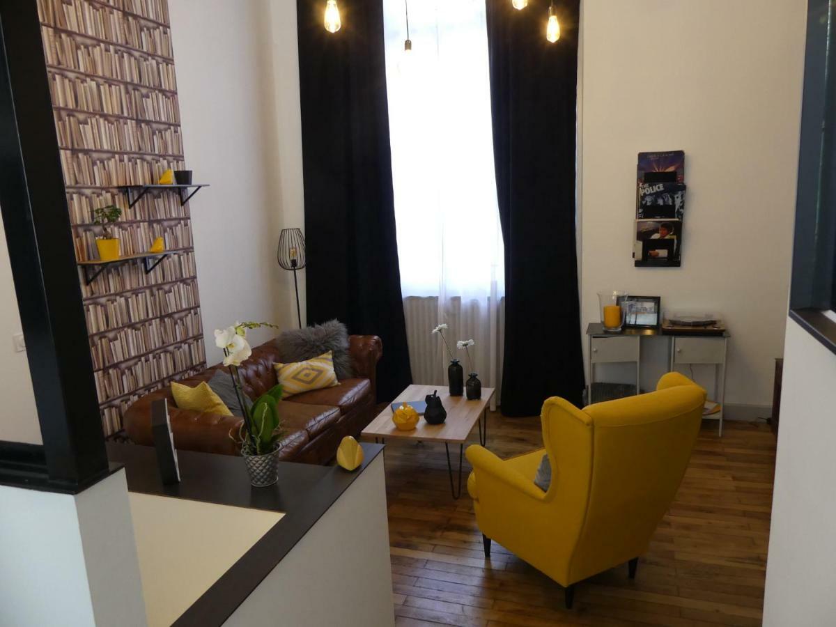 Entre Nous - La Poste Apartamento Saumur Exterior foto