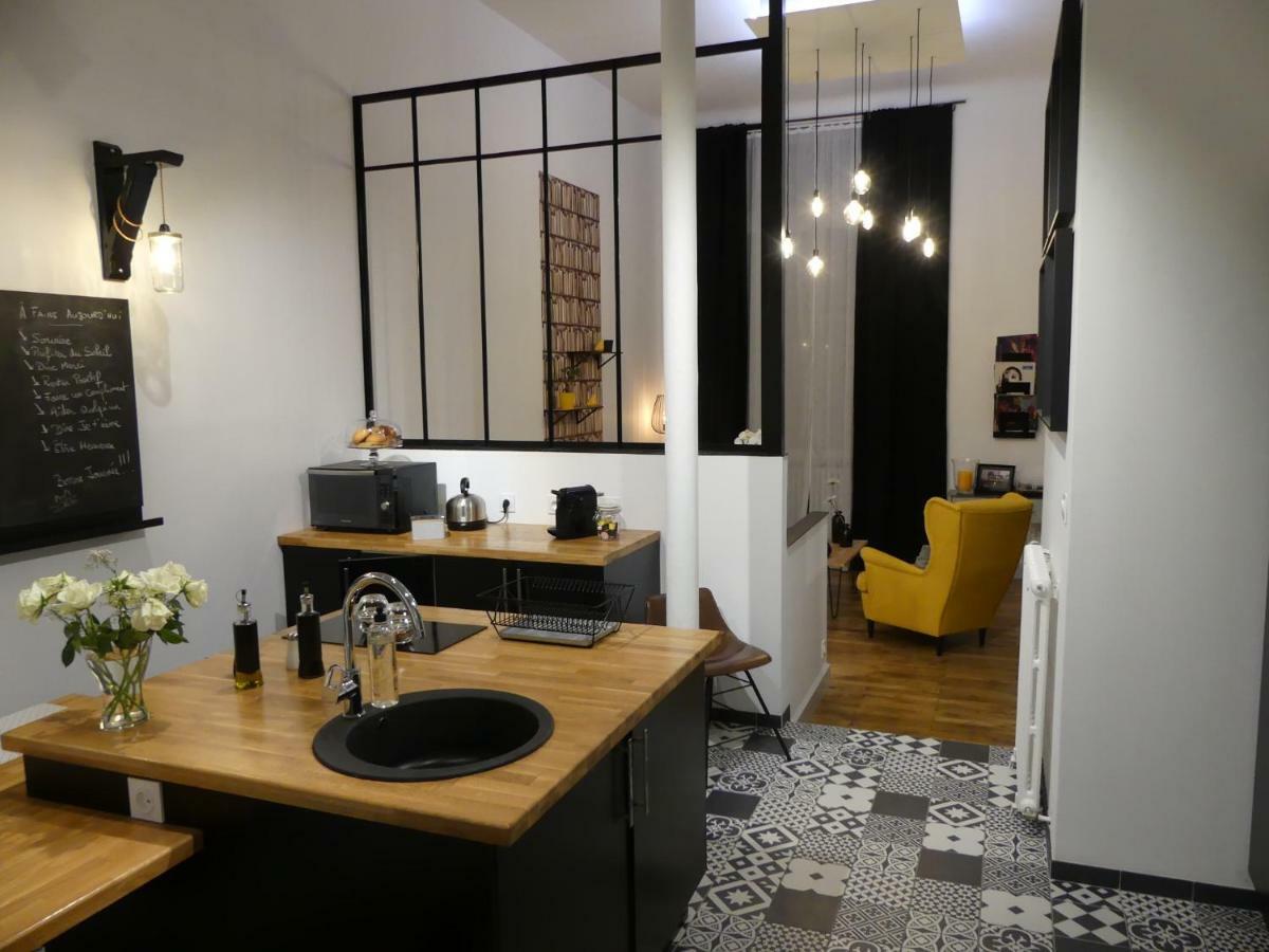 Entre Nous - La Poste Apartamento Saumur Exterior foto