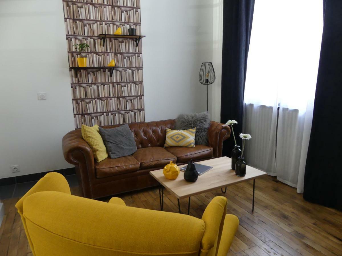 Entre Nous - La Poste Apartamento Saumur Exterior foto